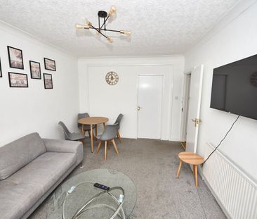 Room in a Shared House, Drake Road, HA2 - Photo 6