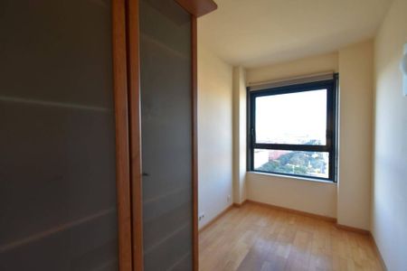4 room luxury Apartment for rent in Barcelona, Catalonia - Photo 4