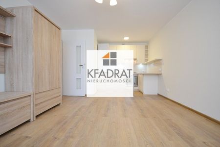 Słoneczne dwupokojowe mieszkanie w centrum - Photo 5