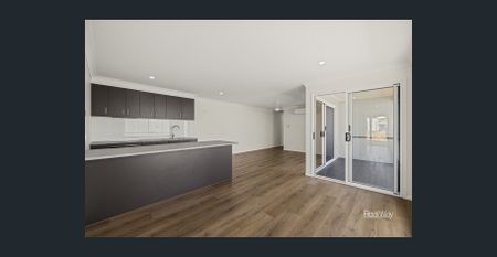 Charming Glenvale Unit Awaits You! - Photo 3