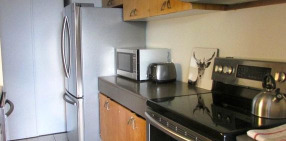 Vue exceptionnelle sur le fleuve – Condos Le Beauvoir à Lévis - chauffé meublé - Photo 2