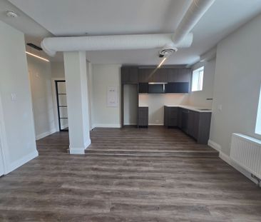 For Lease - 241 Front Street Unit# 202, Belleville, Ontario - Photo 4