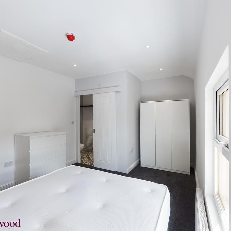 1 bedroom in a house share to rent - Photo 1