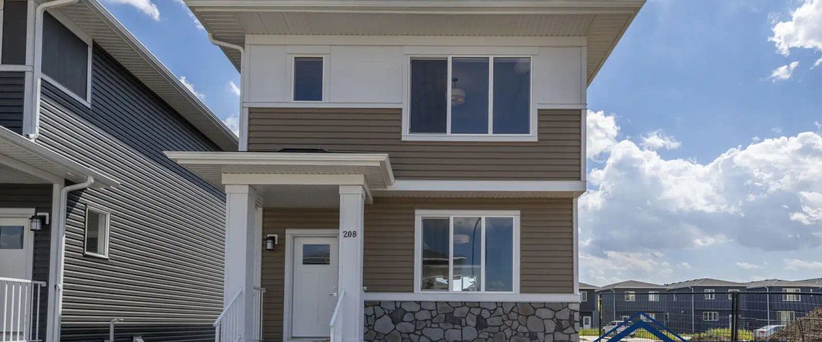 Unison Modern 3-Bedroom Family Home in Chestermere with Double Garage — 3 Bedrooms House - Photo 1
