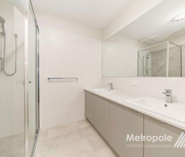 1/3 Churchill Avenue, CHADSTONE, VIC - Photo 5