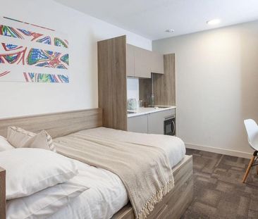 Studio to rent - Photo 6