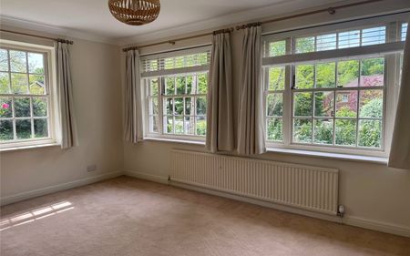 Ince Road, Burwood Park, Walton-on-thames, Surrey, KT12 - Photo 5