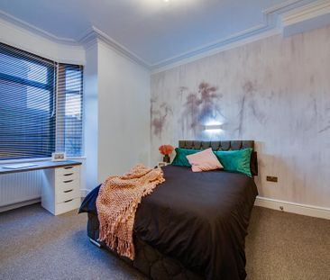 1 bedroom in a house share to rent - Photo 3