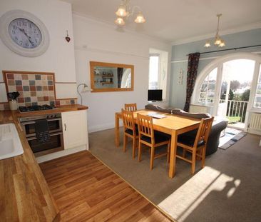 2 bedroom apartment to rent - Photo 4