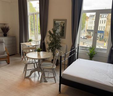 Studio Flat, Shepherds Bush Road, W6 - Photo 5