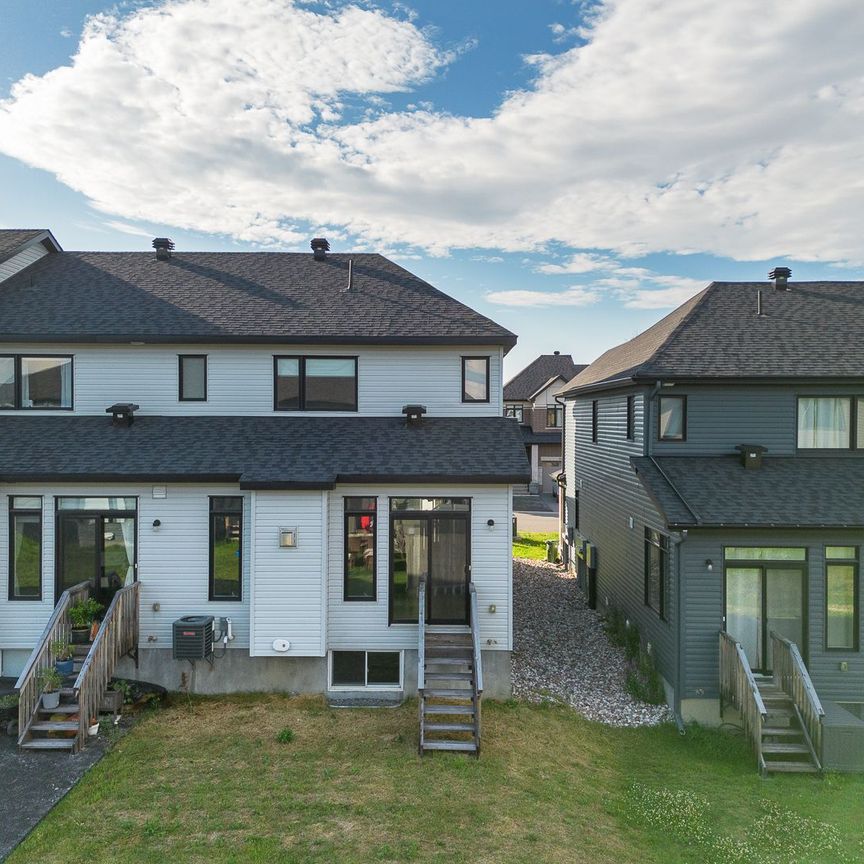 For Lease - 16 NETTLE Crescent, Leitrim, Ontario - Photo 1