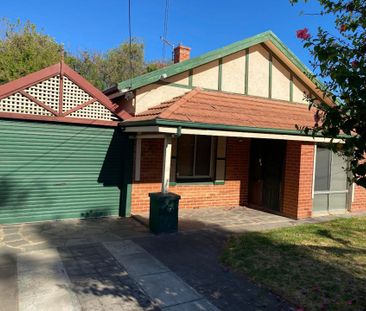 Spacious Character Home with Generous Private Yard - Photo 6