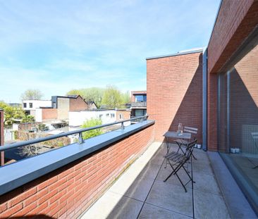 Mooi en lichtrijk appartement met 2 terrassen - Photo 1