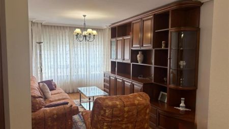 Piso de alquiler en Plaza San Bruno, 2, Gamonal - San Bruno - G9 - Foto 2