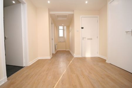 Meadowpark Street, 2 Bed Furnished Apartment, Dennistoun – Available 24/01/2025 - Photo 3