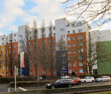 Saalestr. 2, 6 L - Gut geschnittene 3 Zimmer Wohnung mit Tageslicht... - Photo 1