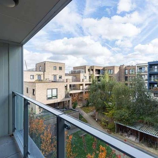 Bow Common Lane, Bow, E3 - Photo 1