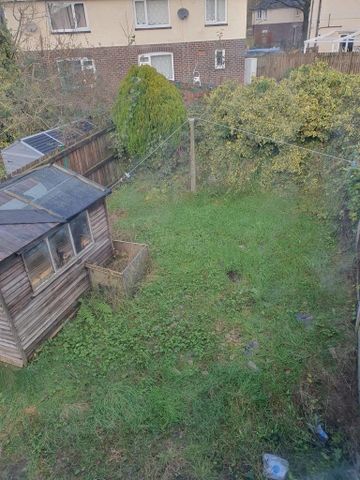 3 bedroom semi-detached house to rent - Photo 5