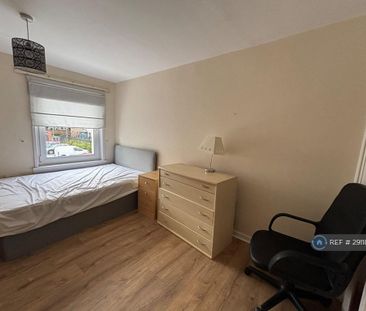 2 bedroom maisonette to rent - Photo 3