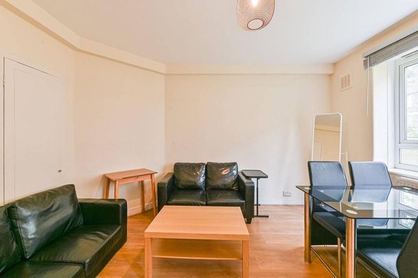 4 bedroom flat to rent - Photo 1