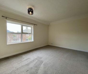 2 bedroom semi-detached house to rent - Photo 2