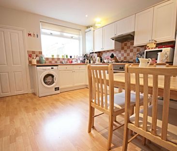2 bedroom terraced house to rent - Photo 6