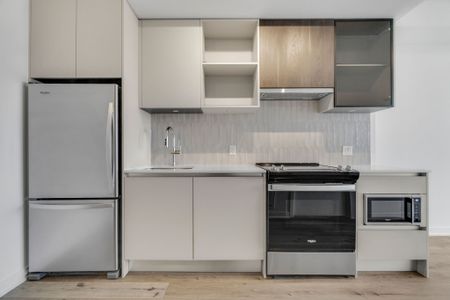 For Lease - 395 Dundas Street Unit# 628, Oakville, Ontario - Photo 5