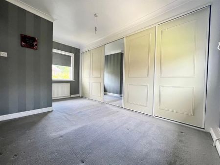 2 bedroom semi-detached house to rent - Photo 2