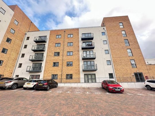 2 bedroom apartment to rent - Photo 1