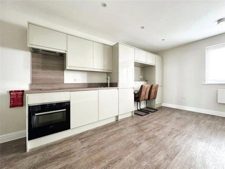 1 bedroom flat to rent - Photo 3