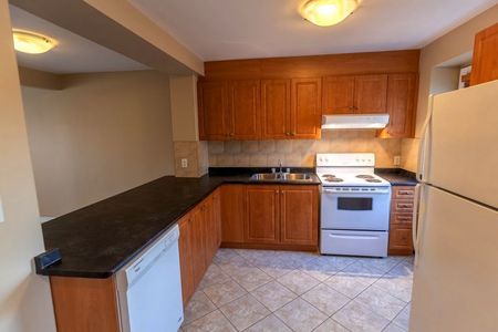 For Lease - 7591 Scholfield Road Unit# 7, Niagara Falls, Ontario - Photo 4