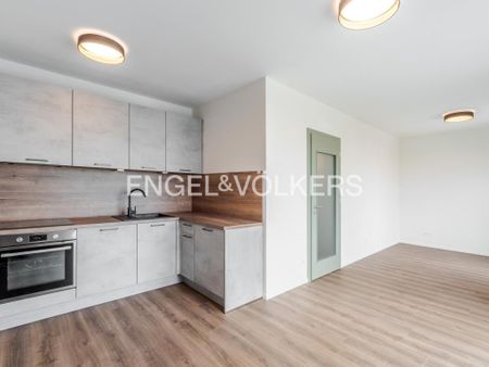 Pronájem bytu 1+kk 34 m2 - Фото 4