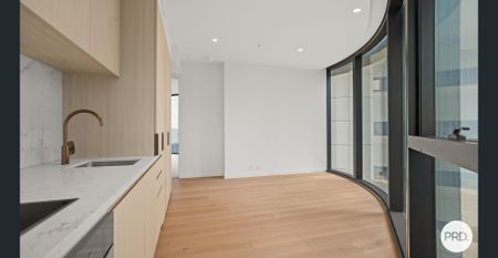 Compact and gorgeous on the 23rd floor - Photo 2