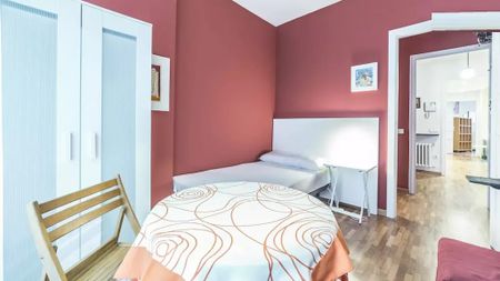 Calle Castellón, Valencia, Valencian Community 46004 - Photo 4