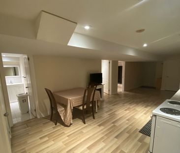 For Lease - 18 King George Road Unit# Basement, Toronto, Ontario - Photo 6