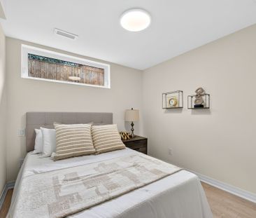 For Lease - 8 Boylen Street Unit# R, Toronto, Ontario - Photo 3