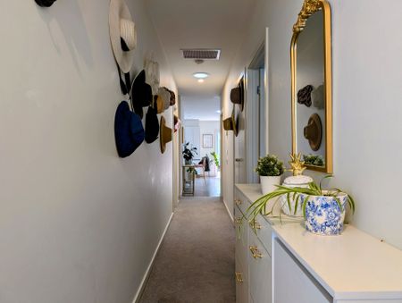 Two Bedroom Stunner! - Photo 5