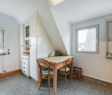 +++ Gemütlich im Dachgeschoss - Linoleumboden - ruhig & zentrumsnah... - Photo 2