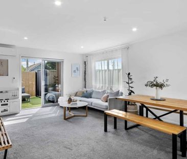 Comfortable and Convenient - with allocated carpark! - Photo 1