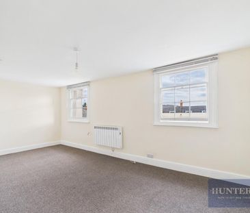 1 bedroom Flat To Let - Photo 2