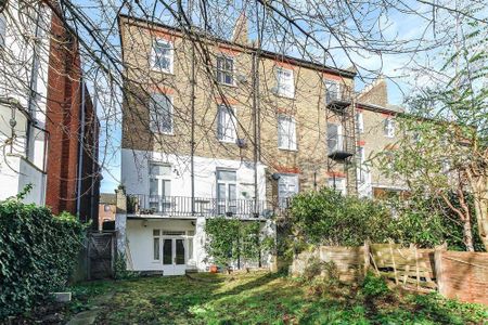 2 bedroom flat to rent - Photo 5
