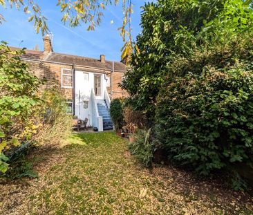 2 bedroom flat to rent - Photo 6