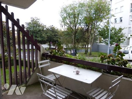 APPARTEMENT T2 - QUARTIER SAINT-FELIX - SURFACE 49 M² - Photo 4
