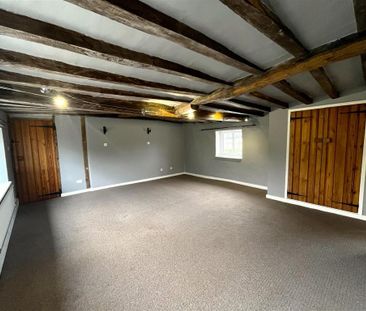 5 bedroom detached house to rent - Photo 1