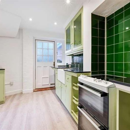 Glastonbury Road, Morden, SM4 - Photo 1