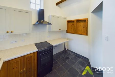 Stone Cottage Barn, Ellastone, Ashbourne DE6 2GU - Photo 2