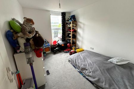 2 bedroom apartment to rent - Photo 2