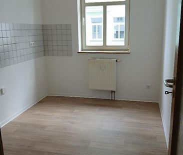 Schöne 2-Raum-Wohnung mit Terrasse und Stellplatz in ruhiger Wohnlage - Foto 1