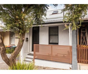 1 Bedroom with Large Attic Space! - Photo 3