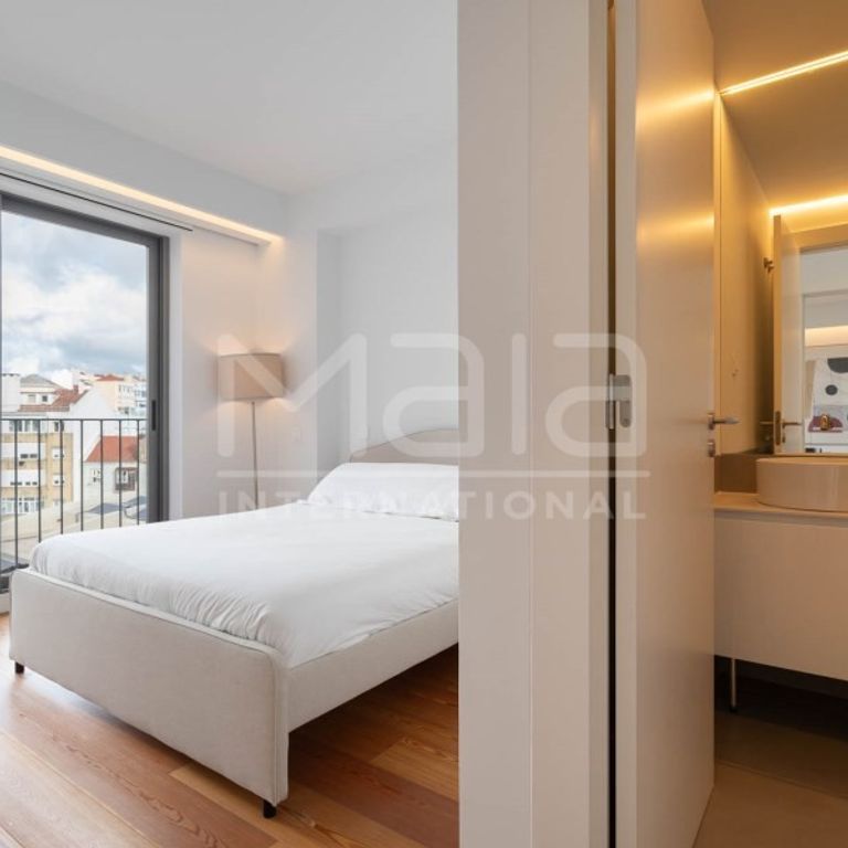 2 room luxury Flat for rent in Saldanha (Sao Sebastiao da Pedreira), Lisbon - Photo 1